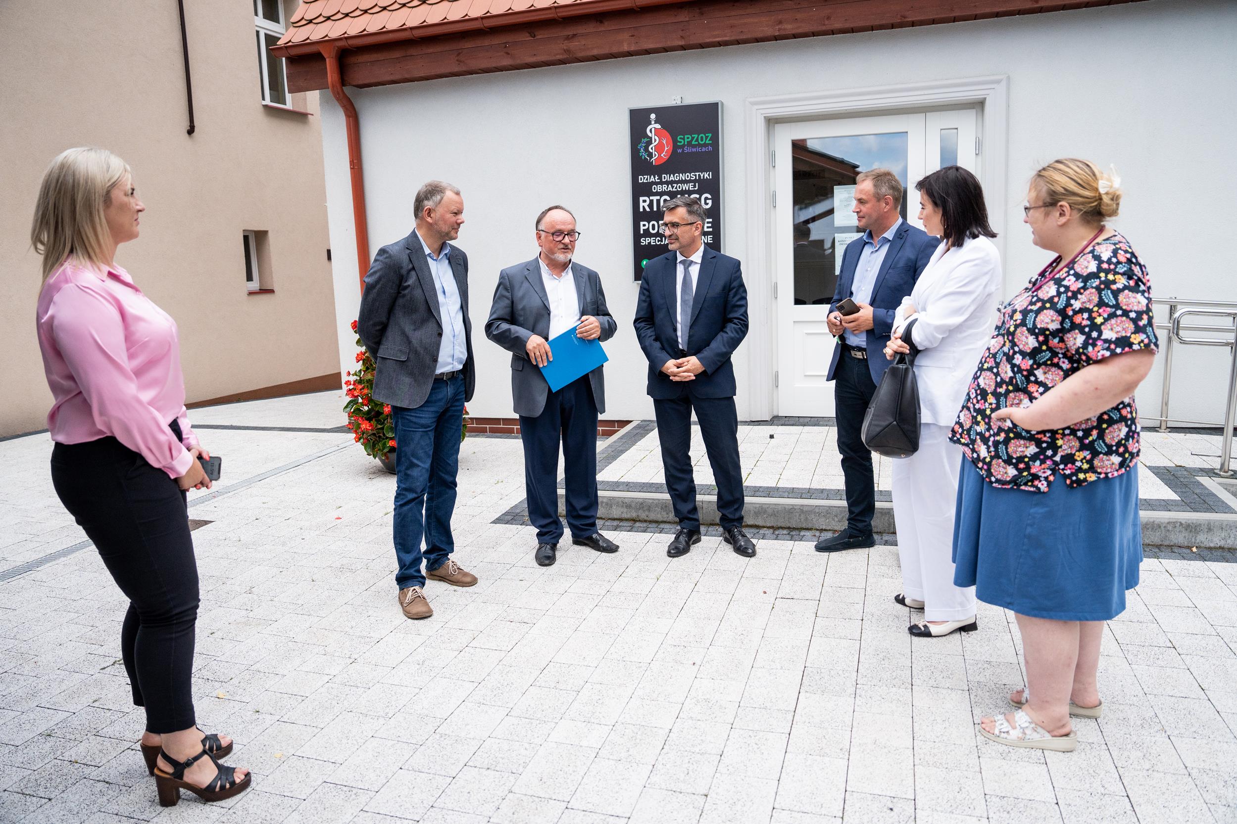 Wizyta samorządowców ze związku gmin SP ZOZ w Śliwicach