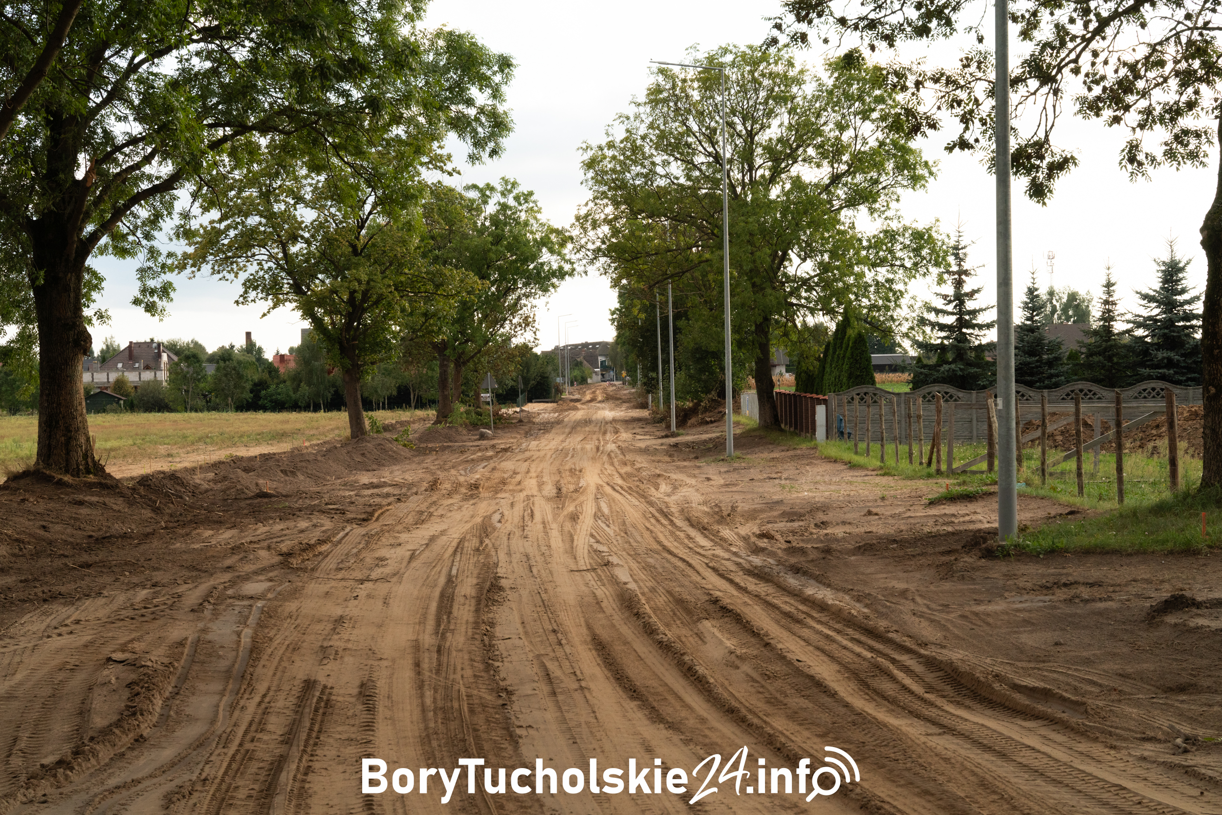 Trwają prace na odcinku drogi Bysław-Wełpin