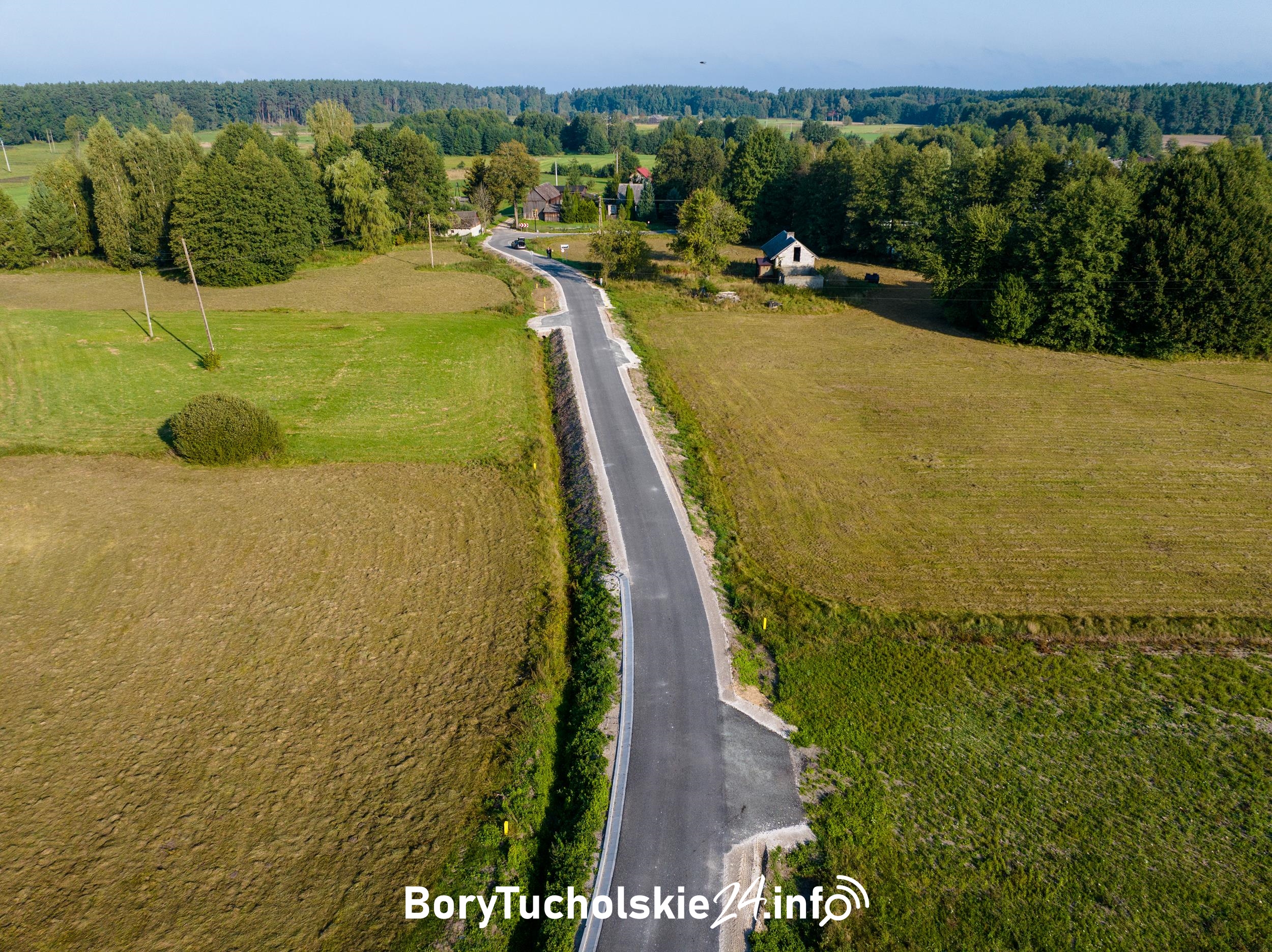 Nowa droga w sołectwie Laski (FOTO)