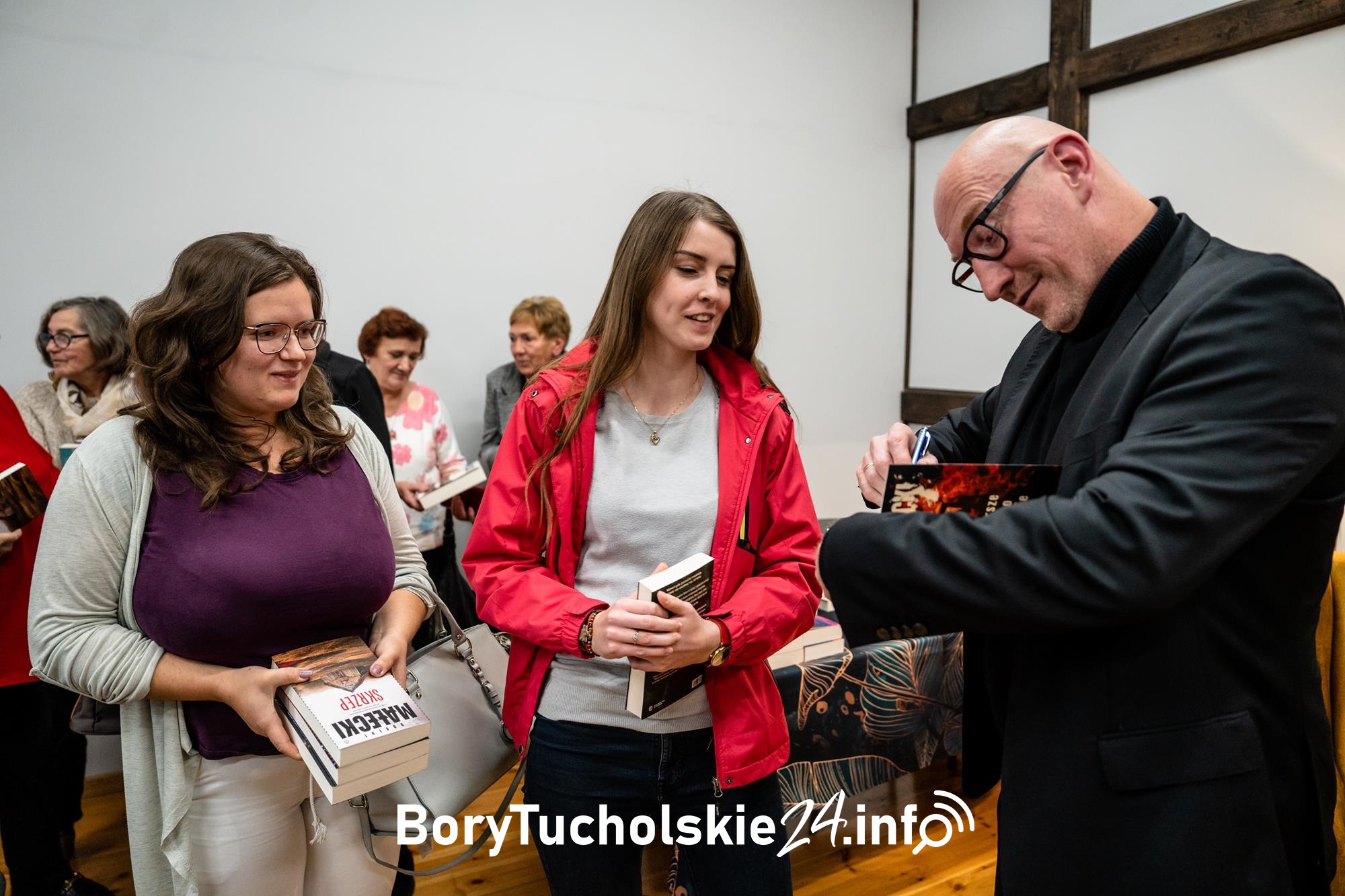 Spotkanie autorskie z Robertem Małeckim