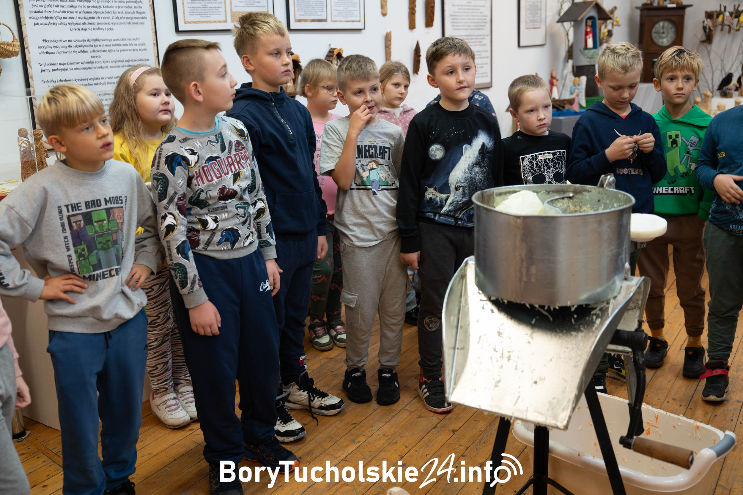 Uczniowie z Tucholi Poznają Sztukę Kiszenia Kapusty