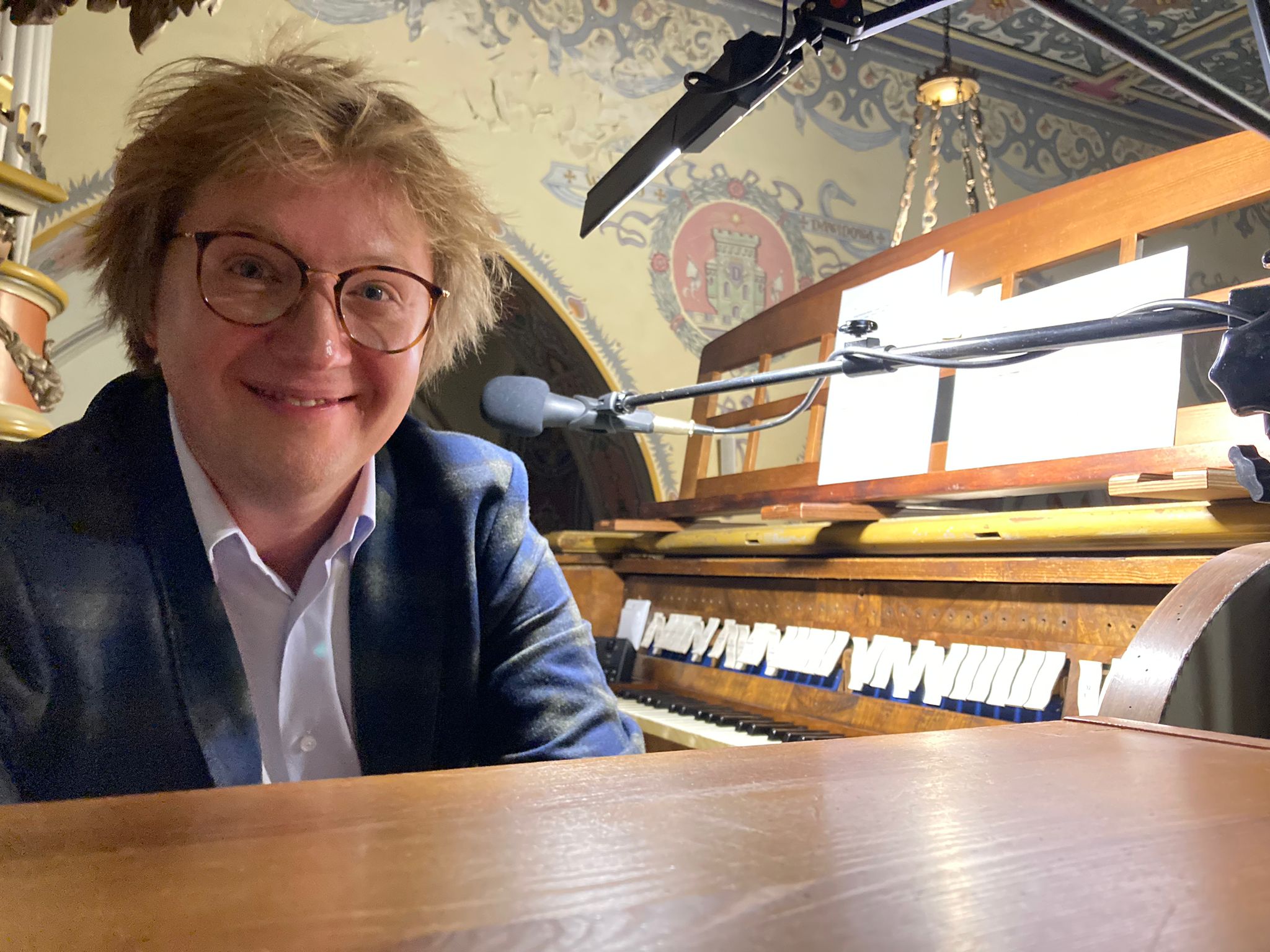 Koncert na żywo w kościele w Czersku