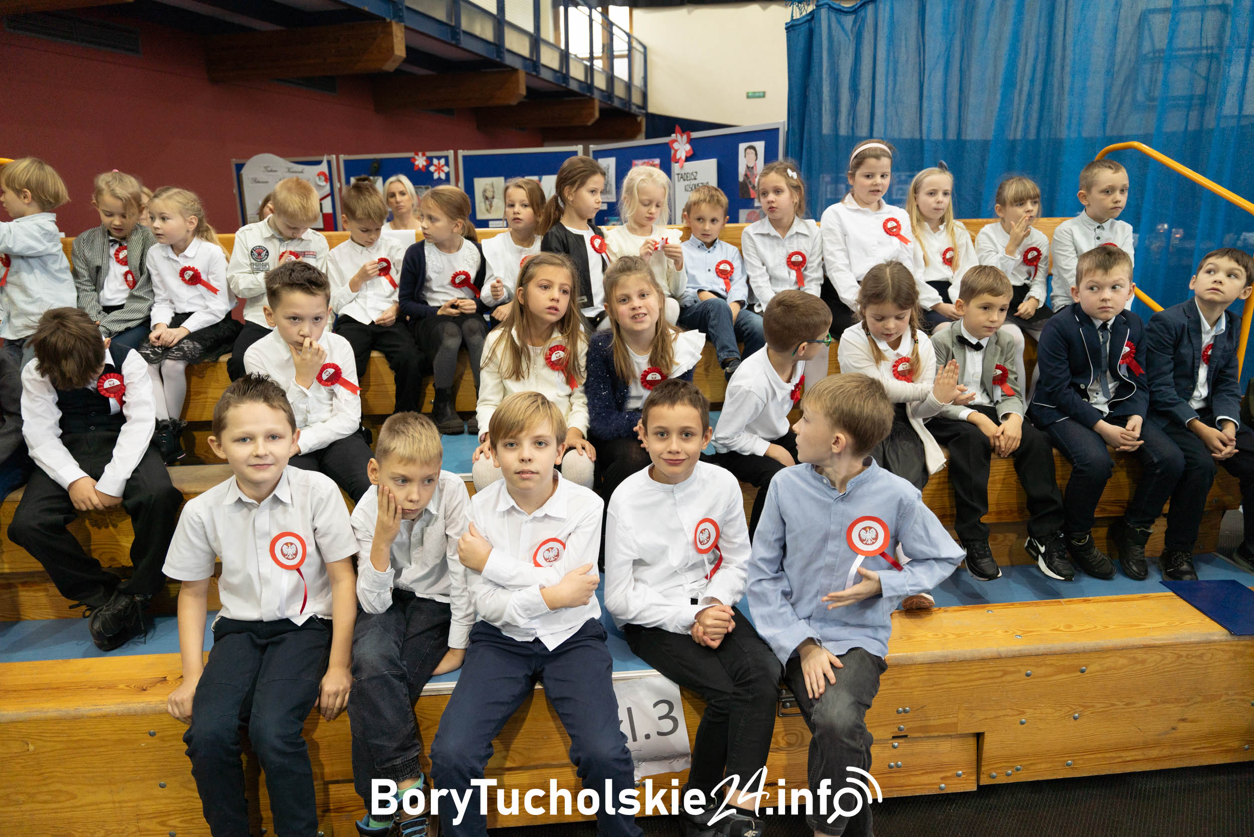 Uroczyste odsłonięcie muralu Tadeusza Kościuszki na Szkole Podstawowej w Łęgu (FOTO)