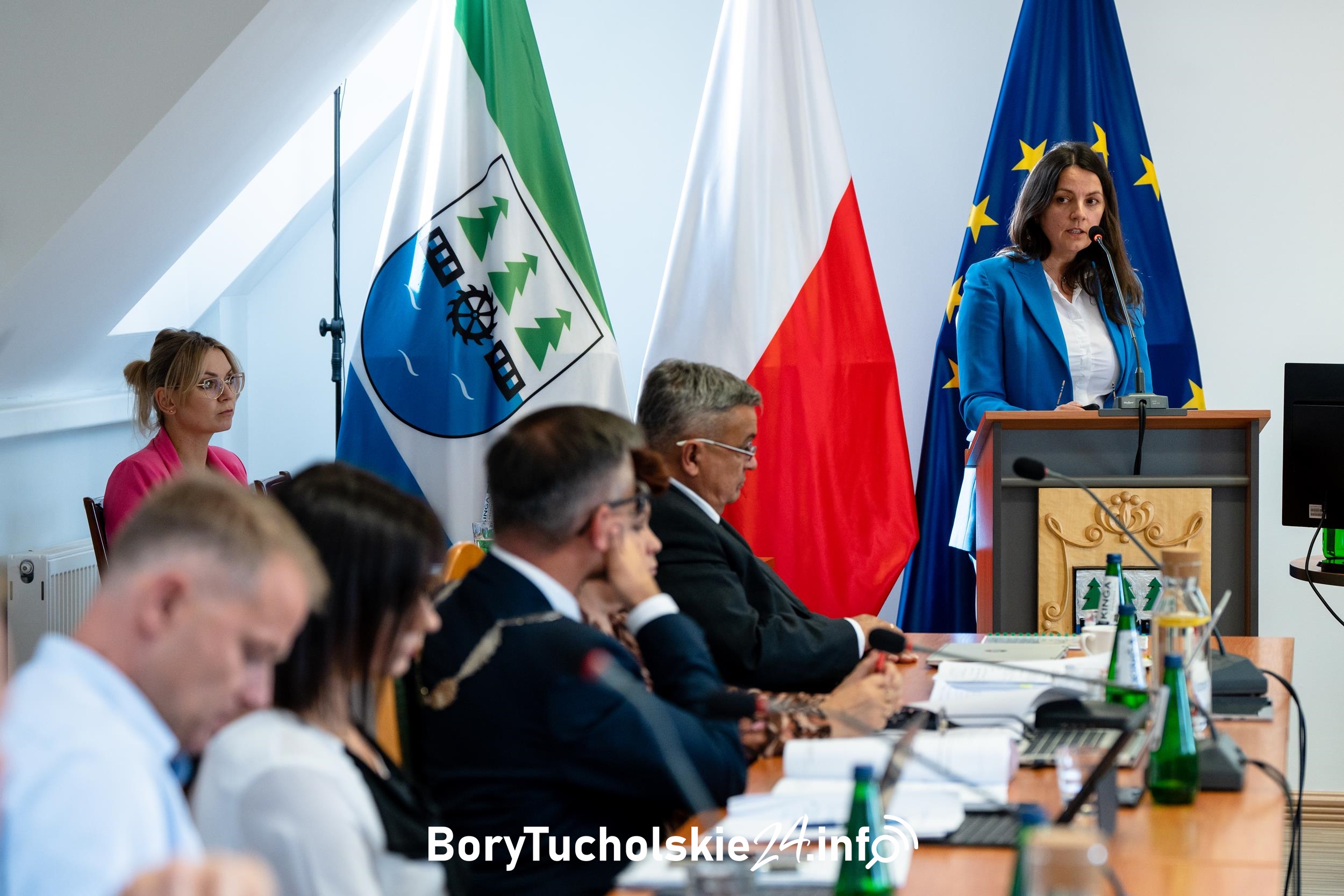 Nie ma konkursu. Jest roczne powierzenie obowiązków