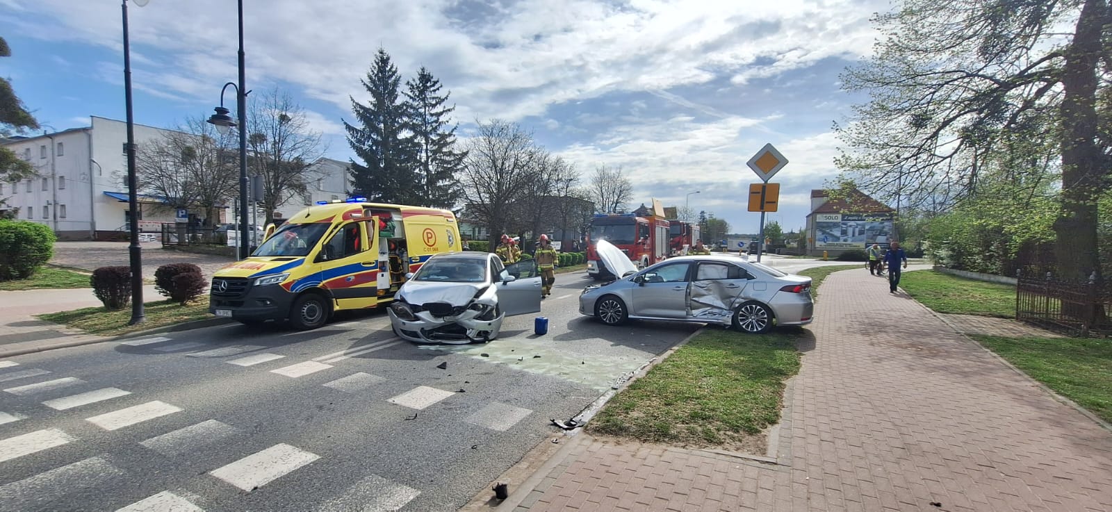 Zderzenie na skrzyżowaniu ul. Świeckiej i u. Bydgoskiej w Tucholi