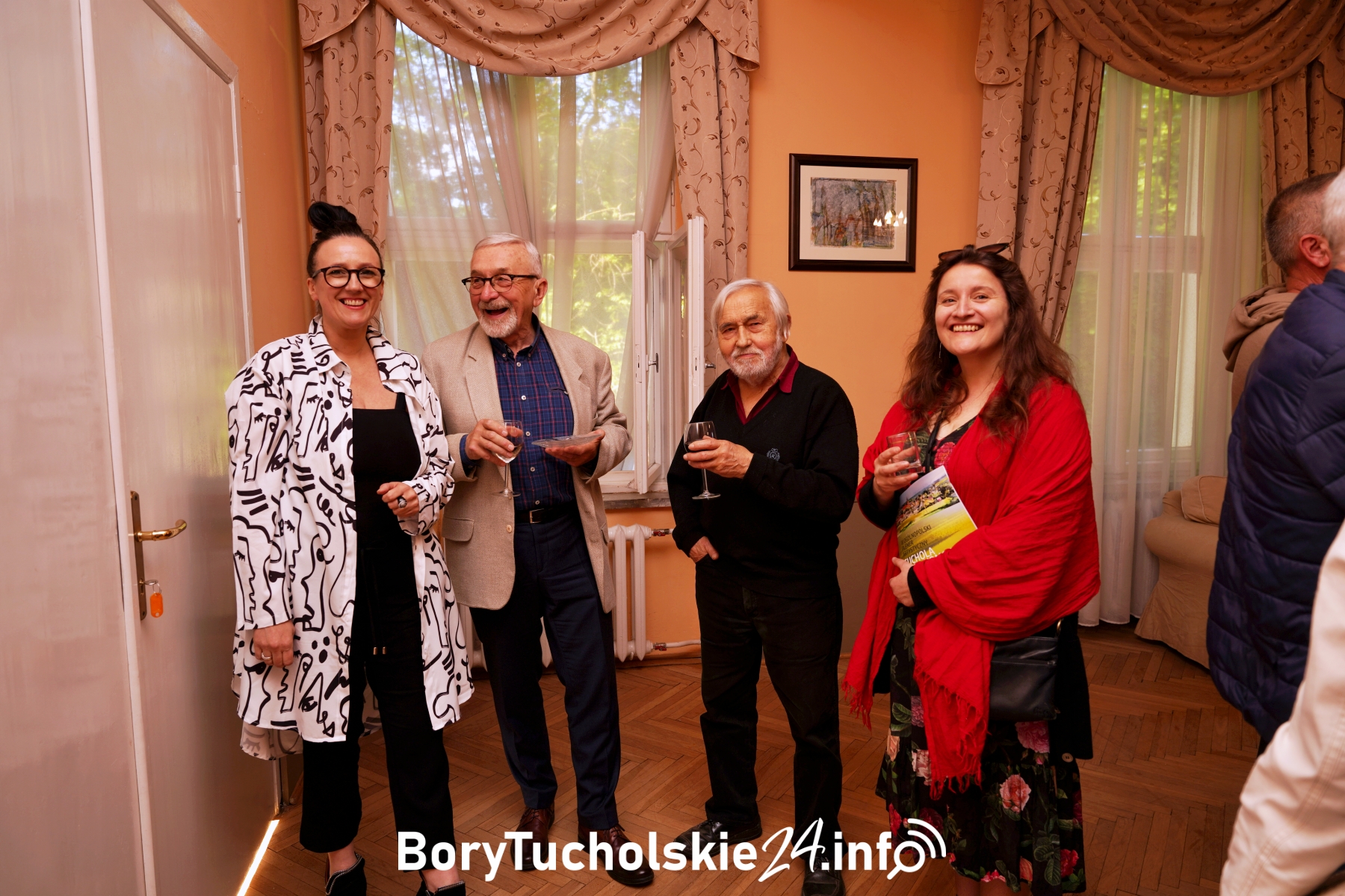 Trzeci Ogólnopolski Plener Artystyczny Tuchola – Mała Komorza 2025 zakończony wernisażem