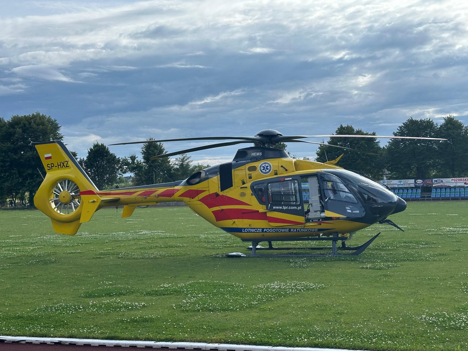 Wypadek na hulajnodze elektrycznej. Chłopca zabrało pogotowie lotnicze