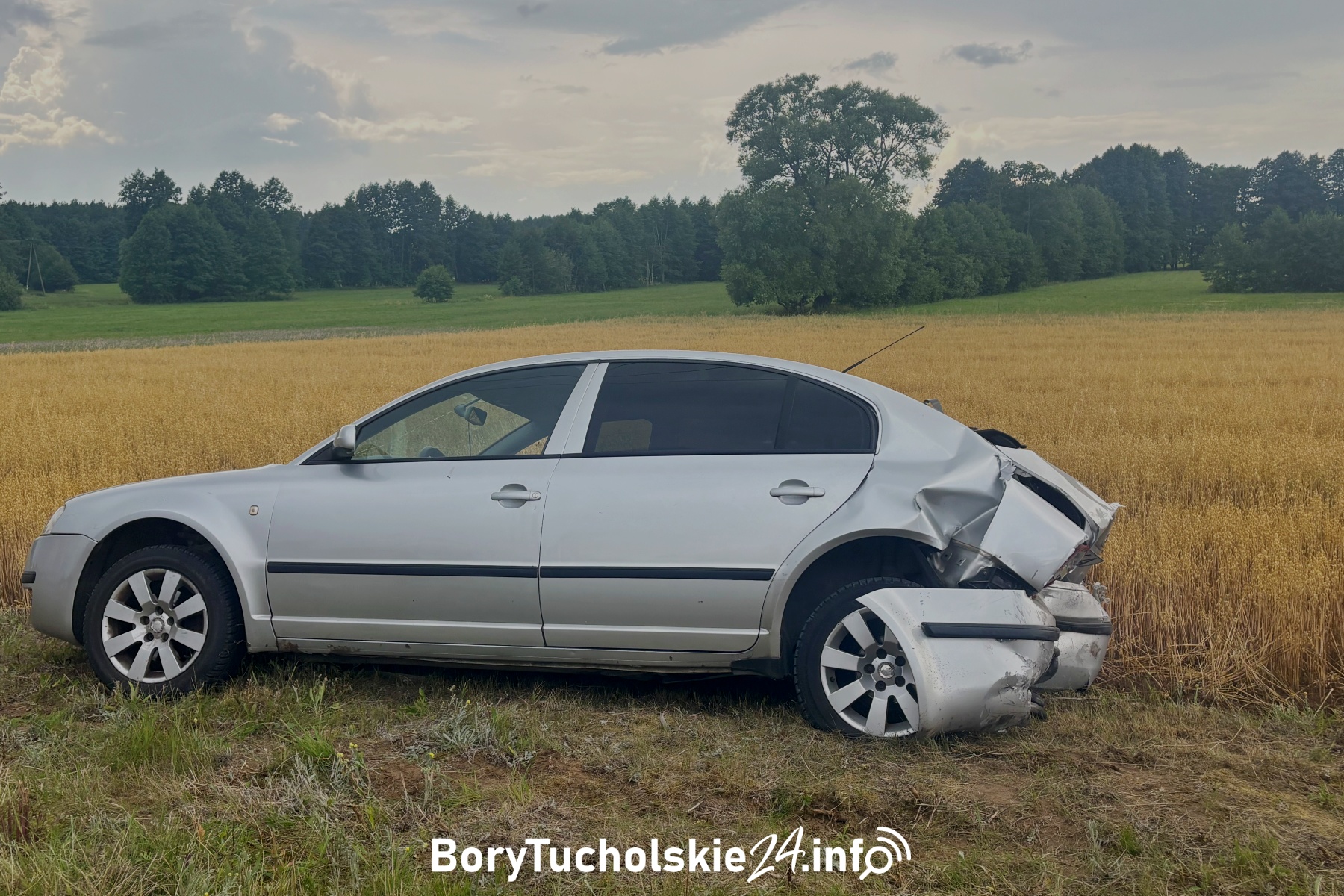 Kolizja na Tucholskiej w Śliwicach: zderzenie pojazdów osobowych