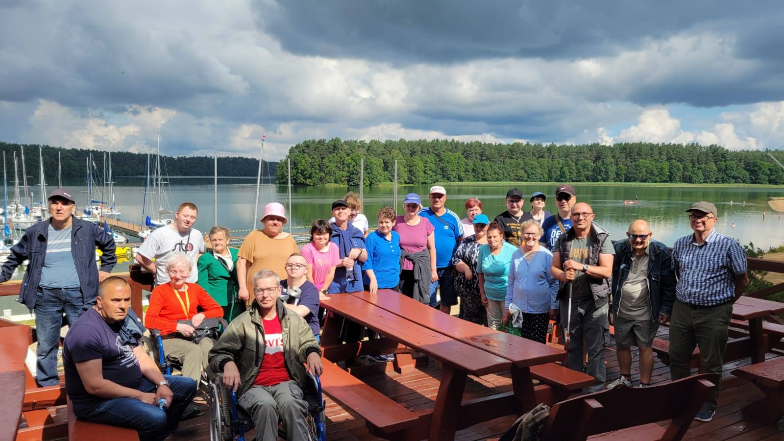 Rejs po Jeziorze Wdzydzkim uczestników ŚDS w Czersku (FOTO)