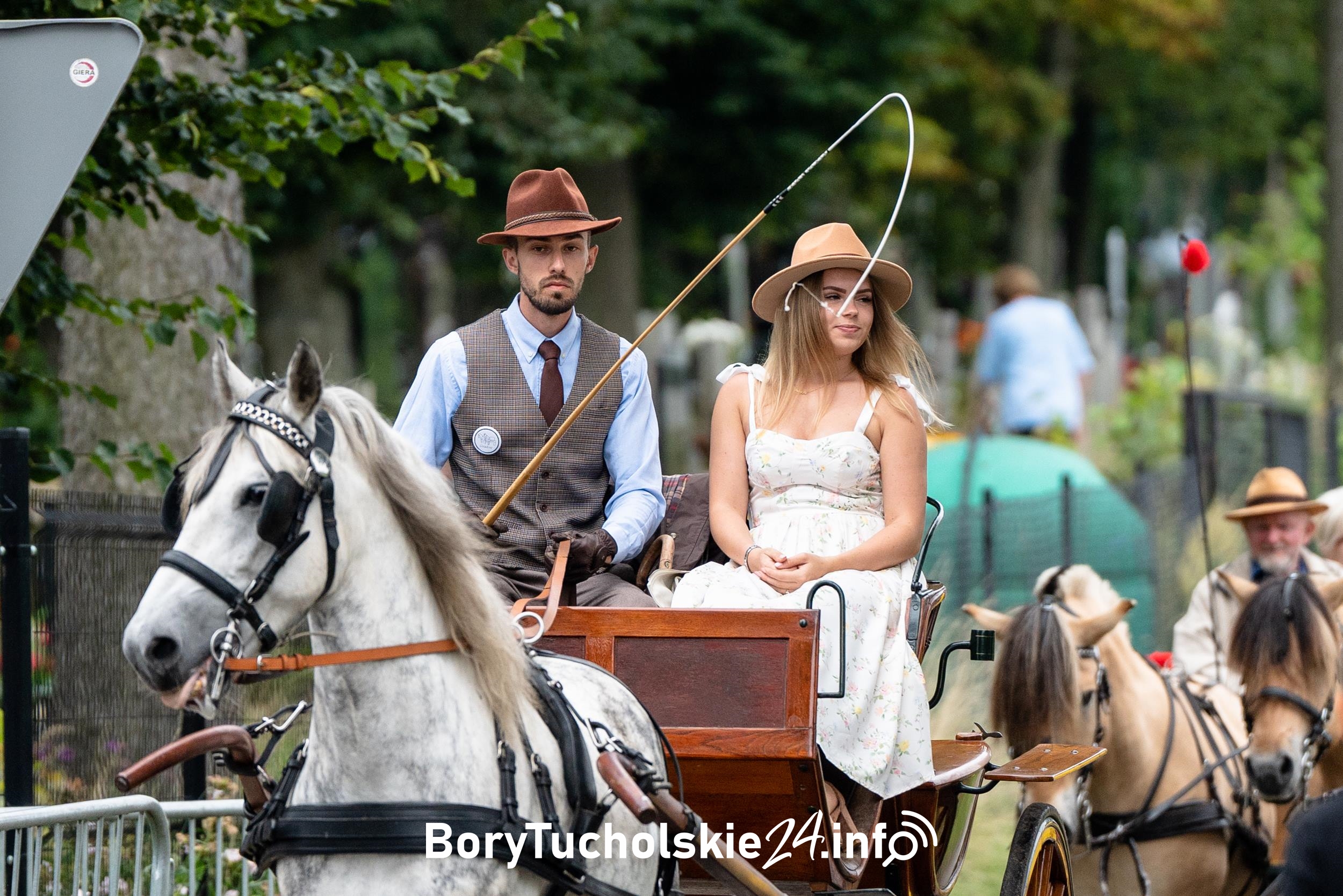 Tłumy ludzi na Pikniku Koniarza w Śliwicach (FOTO, WIDEO)