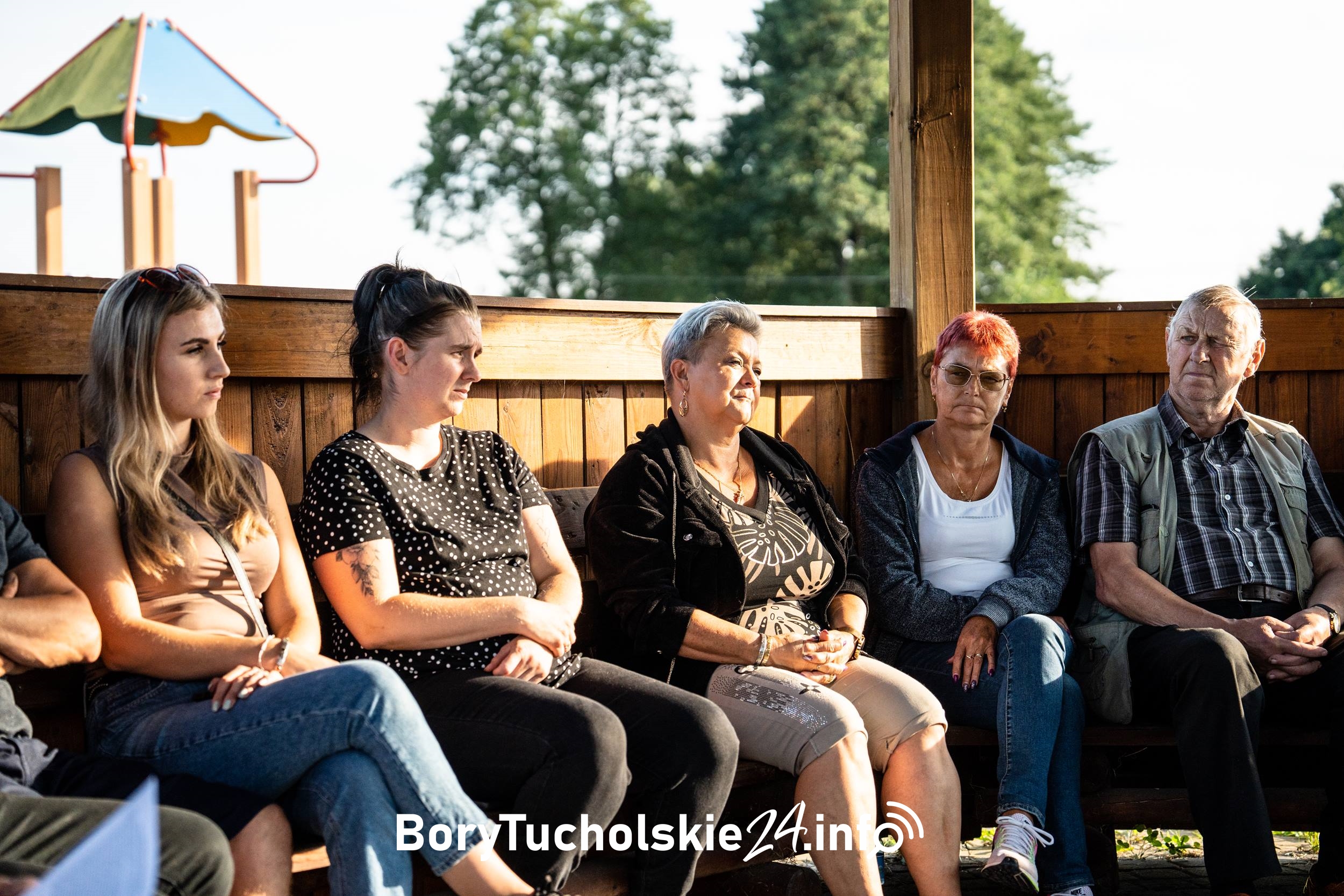 Droga powiatowa i projekt świetlicy. O czym jeszcze rozmawiali mieszkańcy w Łubnej? (FOTO)