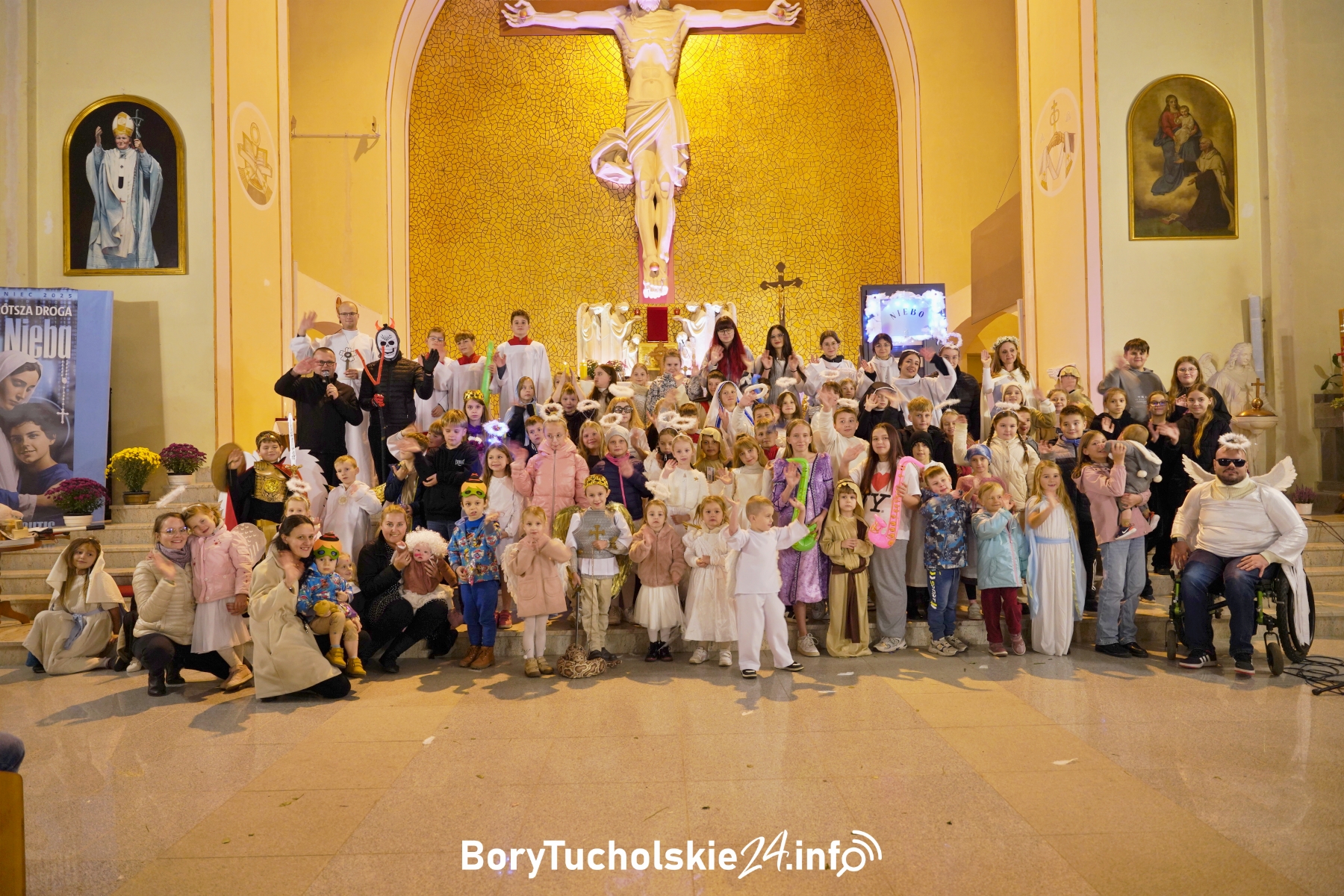 Mali święci zdobyli bilet do nieba (FOTO, WIDEO)