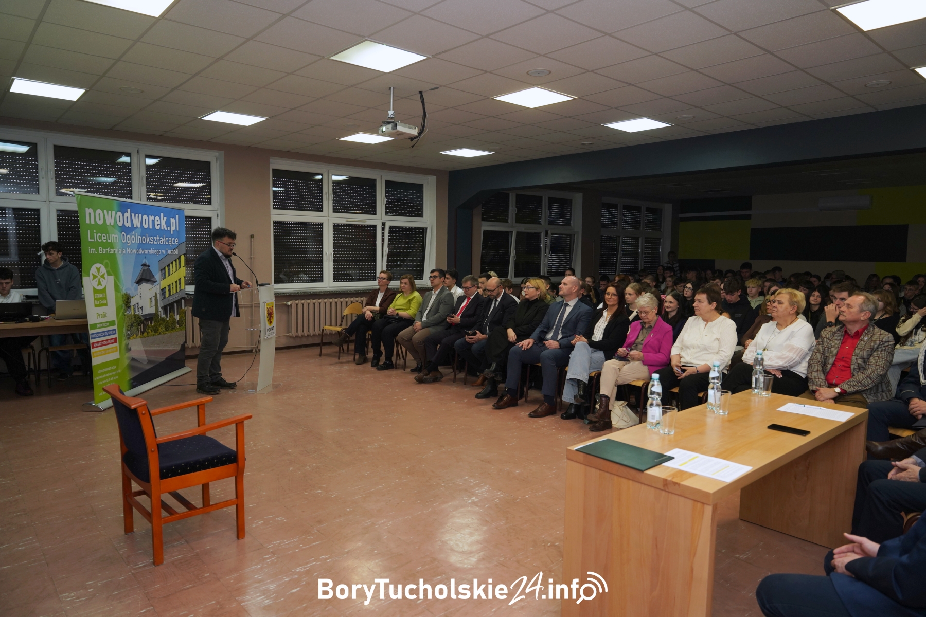 Konferencja w "Nowodworku" nt. patrona szkoły - 400. rocznica śmierci rycerza z Ziemi Tucholskiej (FOTO, WIDEO)