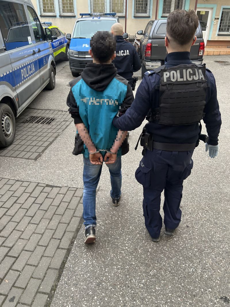 Mieszkaniec gminy Czersk uciekał przed policją. Nie tylko wykroczenia, ale i przestępstwo