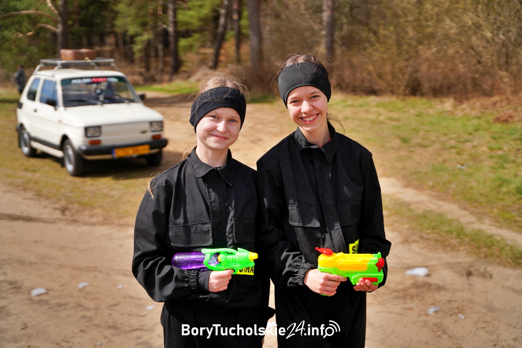 Śmigus-dyngus w Legbądzie po strażacku (FOTO, WIDEO)