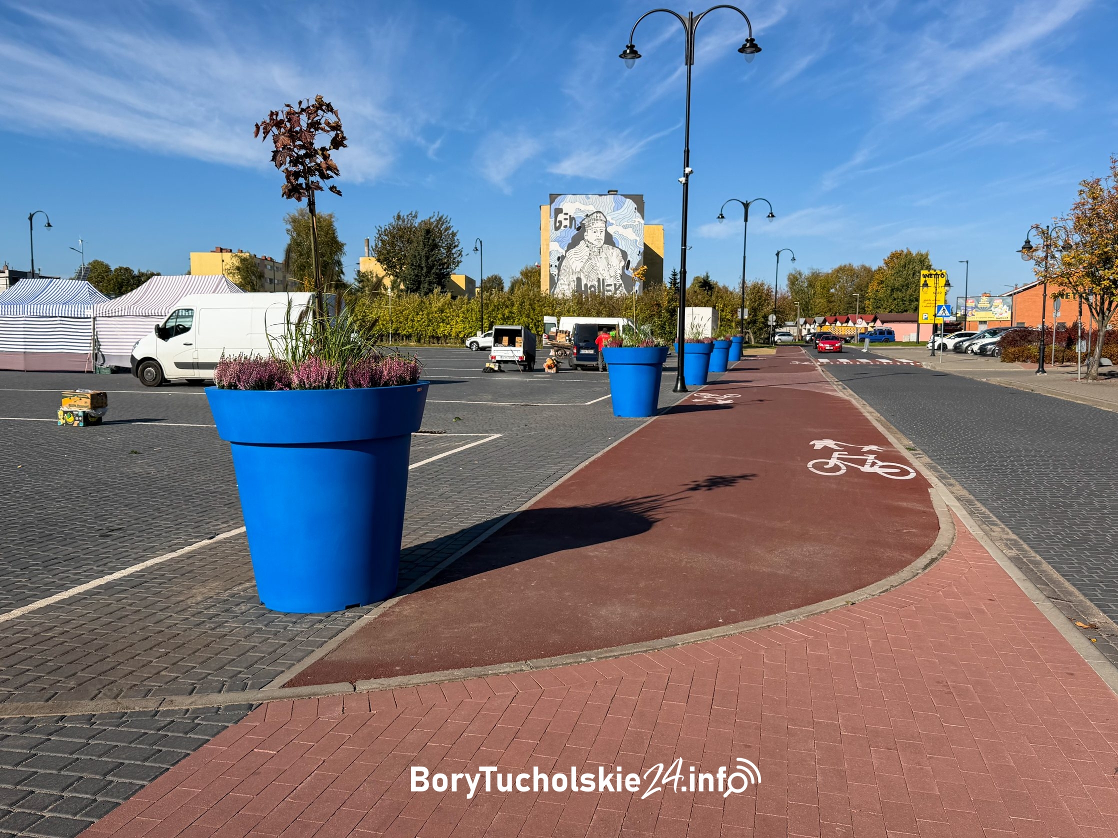Ile kosztowały donice z centrum Czerska i dlaczego wybrano taki właśnie kolor?
