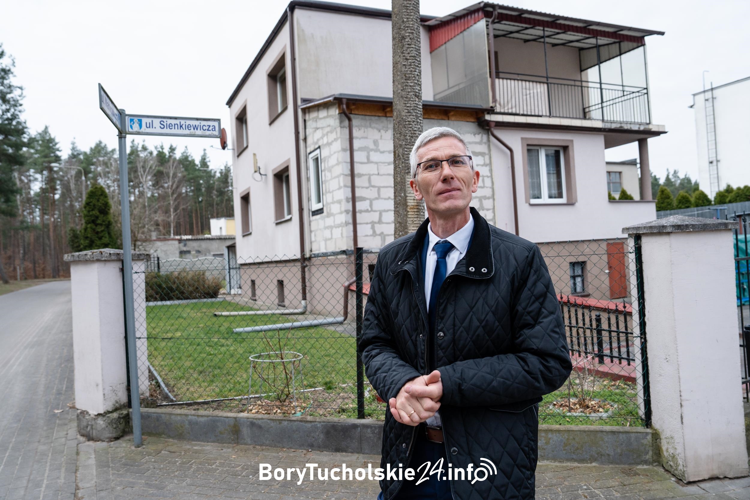 Radny Mariusz Górecki przekonuje, że siarkowodór jest niebezpieczny dla zdrowia i życia mieszkańców. 