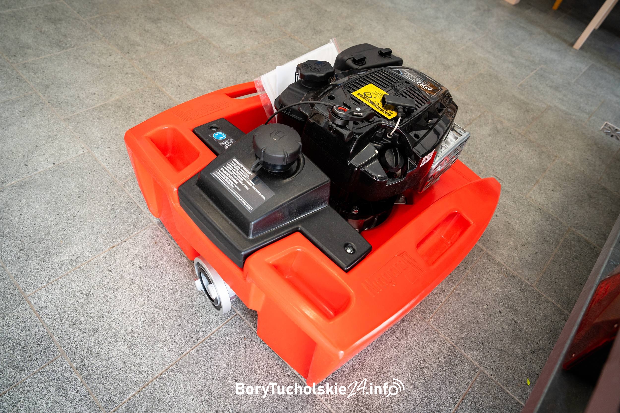 Pompa pływająca trafiła do strażaków z OSP w Kręgu.