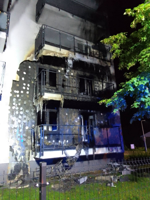 Pożar bloku w Czersku. Czy mogło dojść do podpalenia?