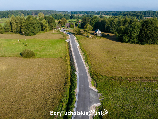 Nowa droga w sołectwie Laski (FOTO)