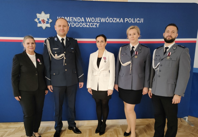 Odznaczenia i nagrody dla policjantów i pracowników tucholskiej jednostki 