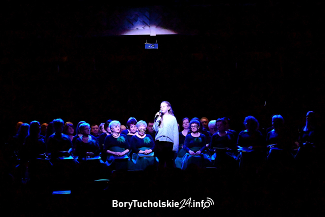 Koncert Chóru Lutnia i wokalistów z GCK (FOTO)