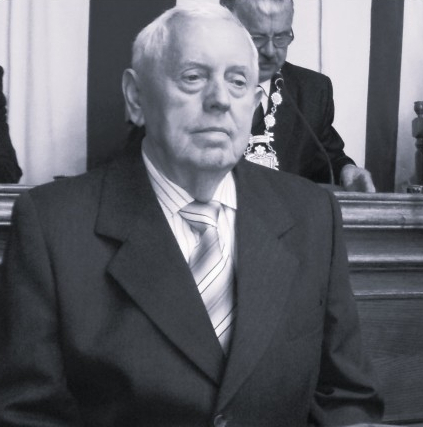 Tucholanie pożegnają Honorowego Obywatela Gminy