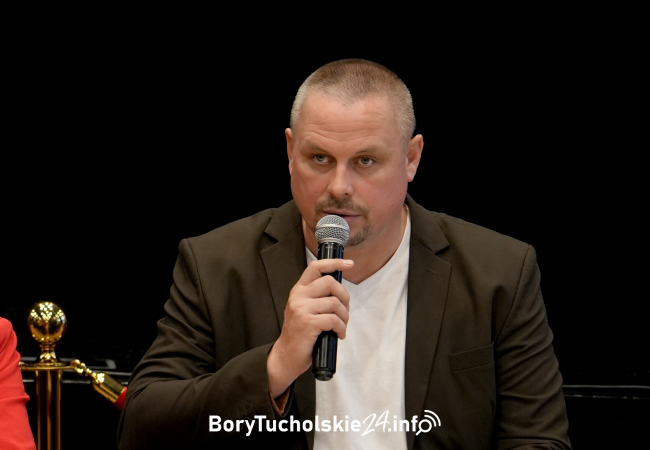 Radny pyta o filię wydziału komunikacji. Ile aut będzie rejestrowanych w Czersku?