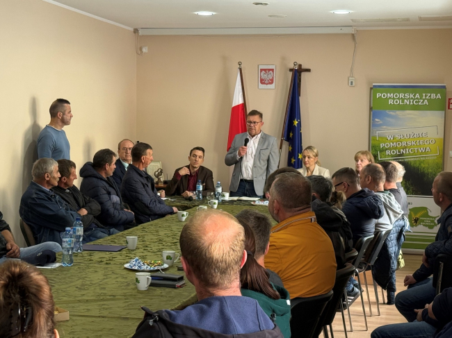 Spotkanie poszkodowanych rolników z radcą prawnym (FOTO)