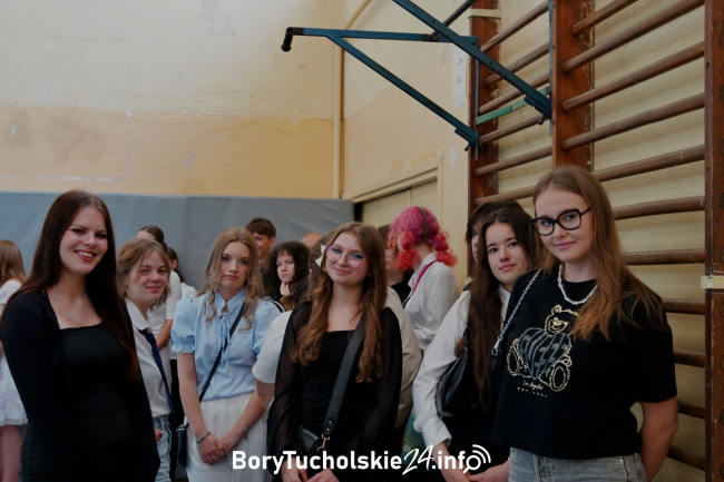 Zakończenie roku szkolnego w Liceum Ogólnokształcącym im. Wincentego Pola w Czersku (FOTO)