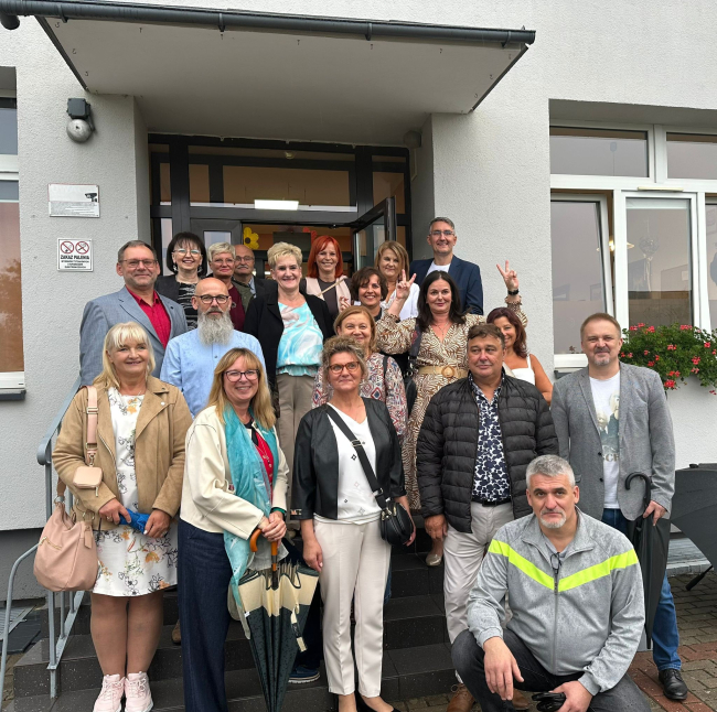 Spotkanie po latach – Hanna Szramka znów wśród uczniów (FOTO)