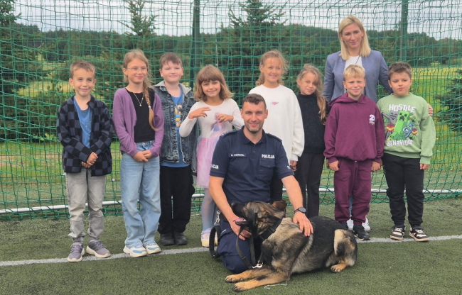 Policjanci odwiedzili szkoły w gminie Śliwice
