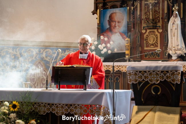 Ksiądz Zbigniew Straszewski trafił do szpitala. Msze święte w intencji zdrowia proboszcza