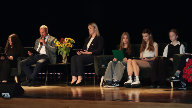 Narodowe Czytanie w Śliwicach – poezja Jana Kochanowskiego zabrzmiała w GOK-u (FOTO)