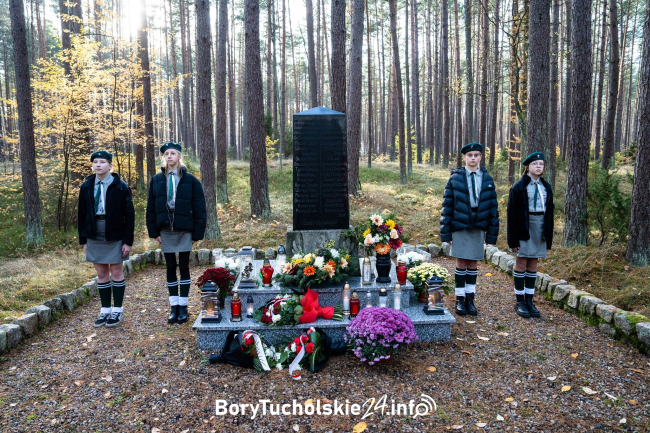 Uczcili pamięć zamordowanych w lesie pod Gutowcem (FOTO, WIDEO)