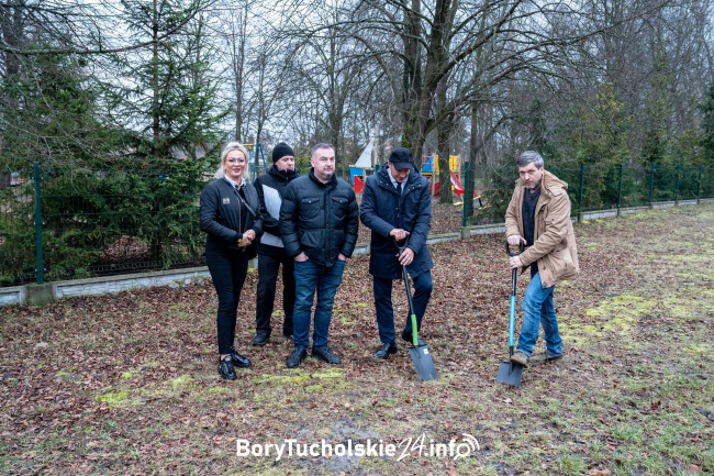Umowa podpisana. Rozpoczyna się budowa żłobka w Śliwicach (FOTO)