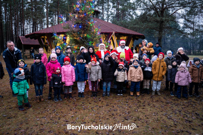 Mikołajki w sołectwie Złotowo. Pyszne jedzenie i wizyta Mikołaja (FOTO, WIDEO)