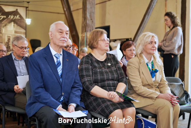 Konferencja w CUS w Cekcynie o prawach, wsparciu i bezpieczeństwie seniorów (FOTO)
