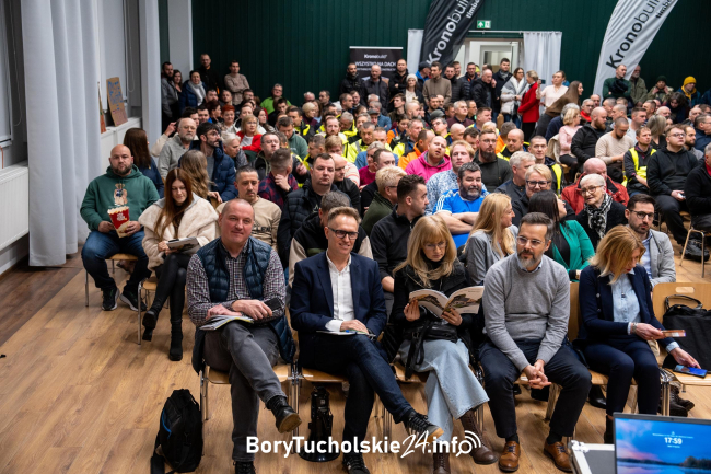 Tartak w Rytlu chce się powiększyć o 30 ha. Mieszkańcy protestują. Ożywiona dyskusja na zebraniu (FOTO, WIDEO)