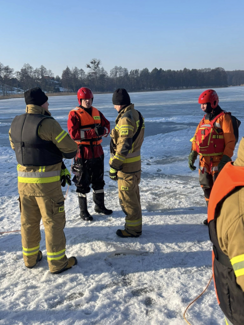 OSP w Raciążu szkoliło się pod okiem strażaków KP PSP w Tucholi 