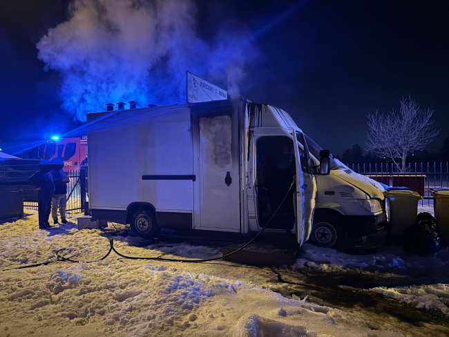 Pożar food trucka w Czersku (FOTO)