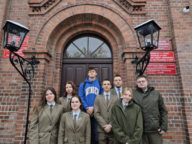 Osiem talentów z Technikum Leśnego w gronie najlepszych w województwie 