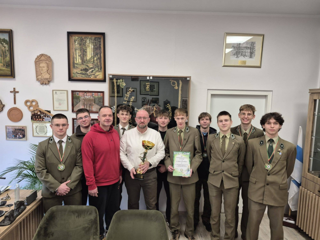 Złoto dla Technikum Leśnego w Tucholi. Sukces na mistrzostwach Polski w futsalu (FOTO)