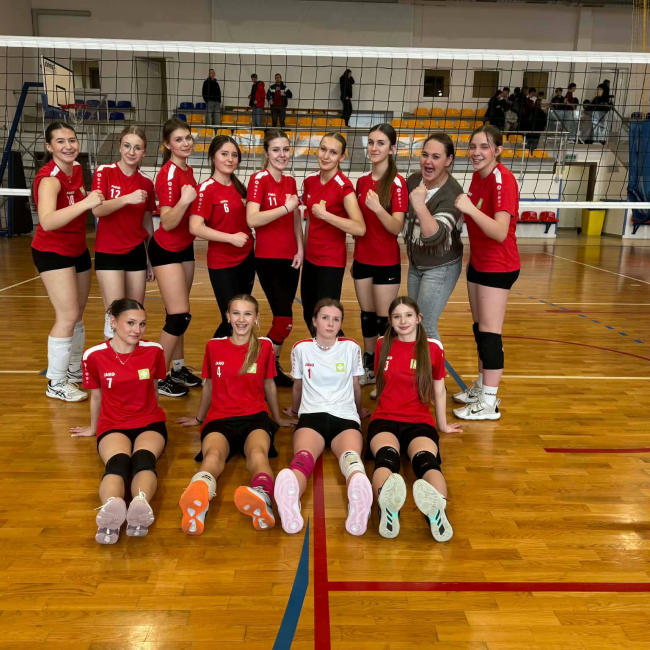 Wicemistrzynie województwa z Nowodworka. Sukces siatkarek w Licealiadzie