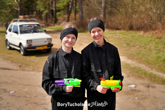 Śmigus-dyngus w Legbądzie po strażacku (FOTO, WIDEO)