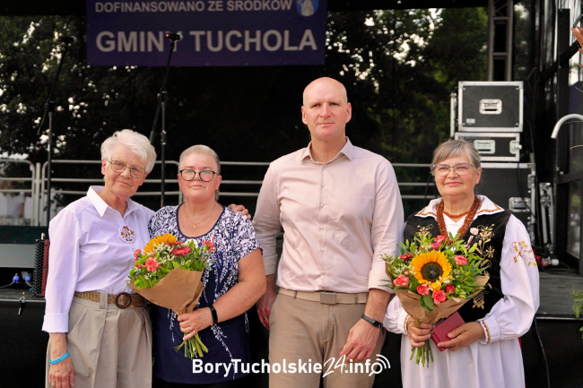 Były wyróżnienia, koncert i atrakcje na rynku. 67. Dni Borów Tucholskich oficjalnie rozpoczęte (FOTO, WIDEO)